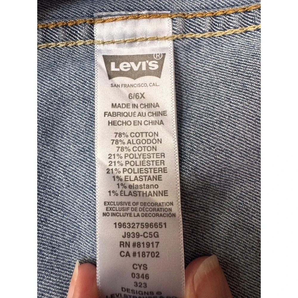 Levi's Girls Denim Trucker Jacket Medium Wash Blue Size 6/6X Classic Jean Jacket